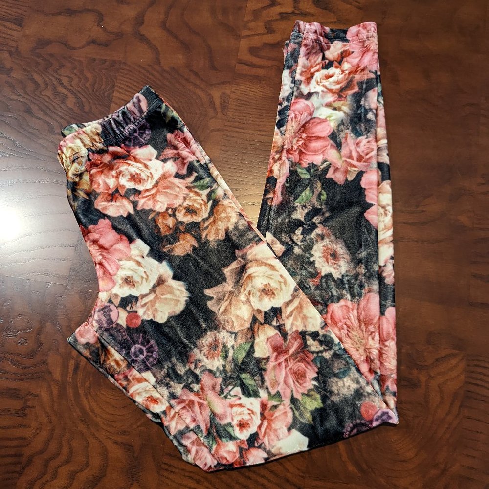 New Cotton On Velvet Floral Leggings